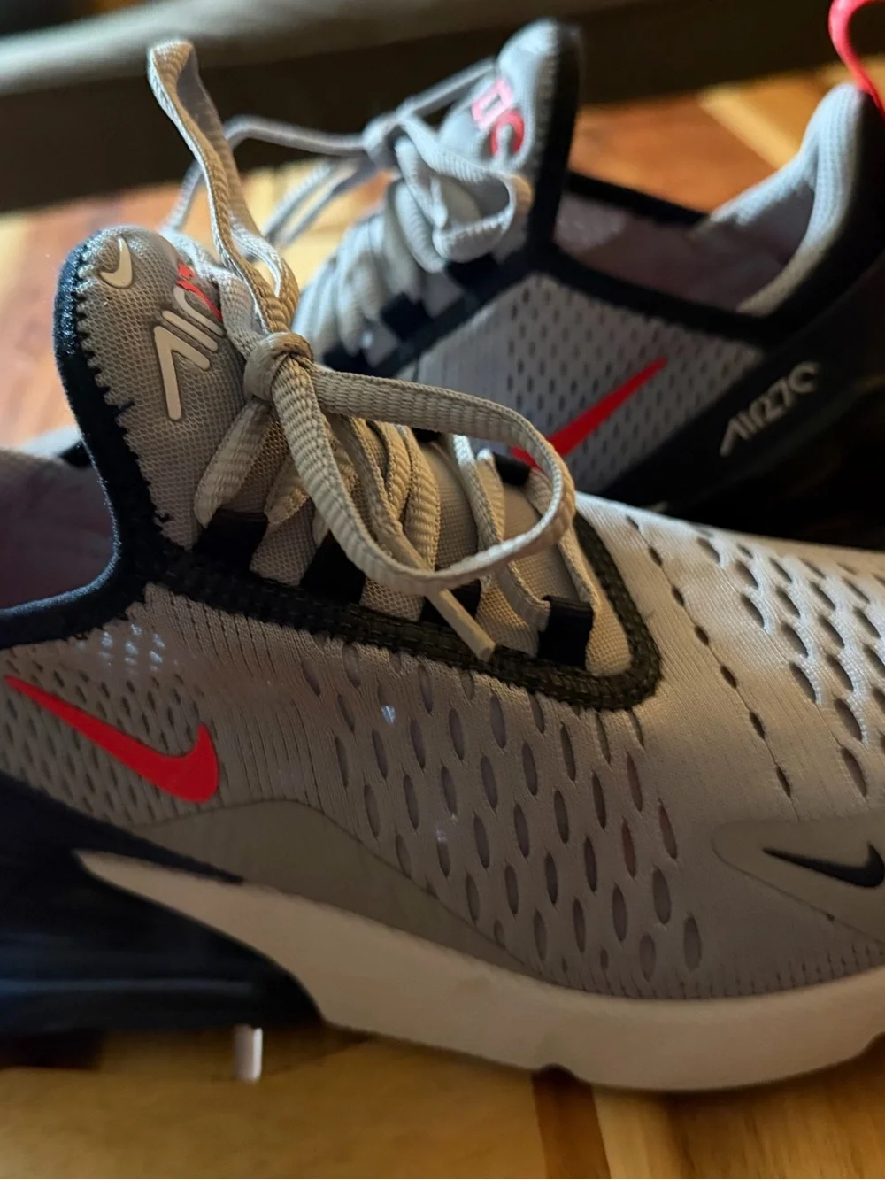 Nike Air Max 270 Gray with Red Accents - Picture 2 of 3